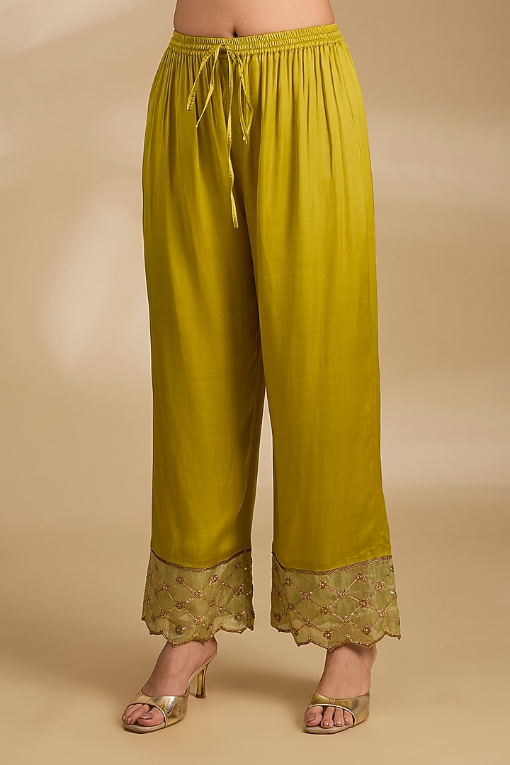 Green Silk Hand Embroidered Kurta Set by Raji ramniq at Pernia's Pop Up Shop