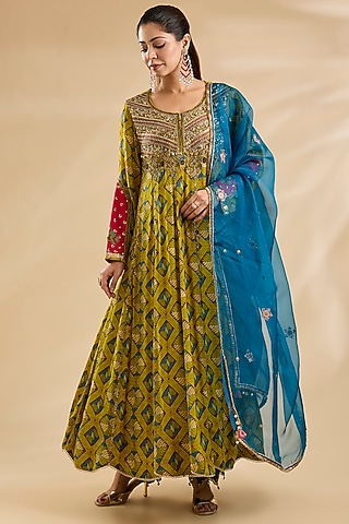 Yellow Crepe Printed Kurta Set by Raji Ramniq