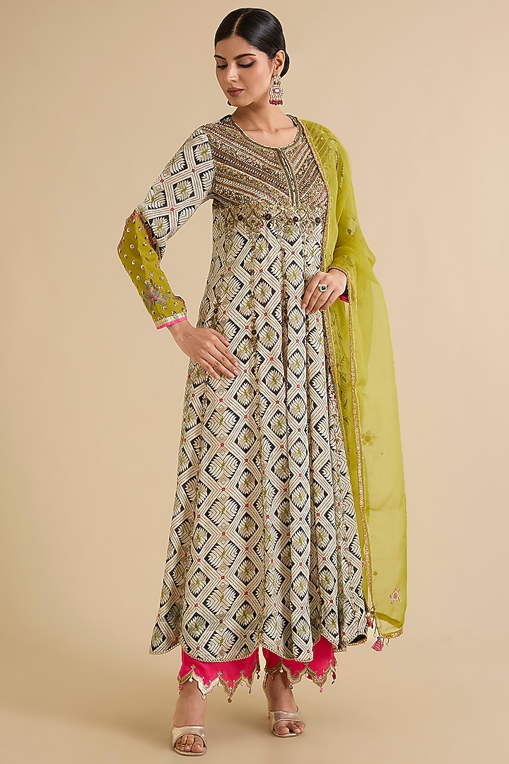 Multi-Colored Crepe Printed Box-Pleated Kurta Set by Raji ramniq at Pernia's Pop Up Shop