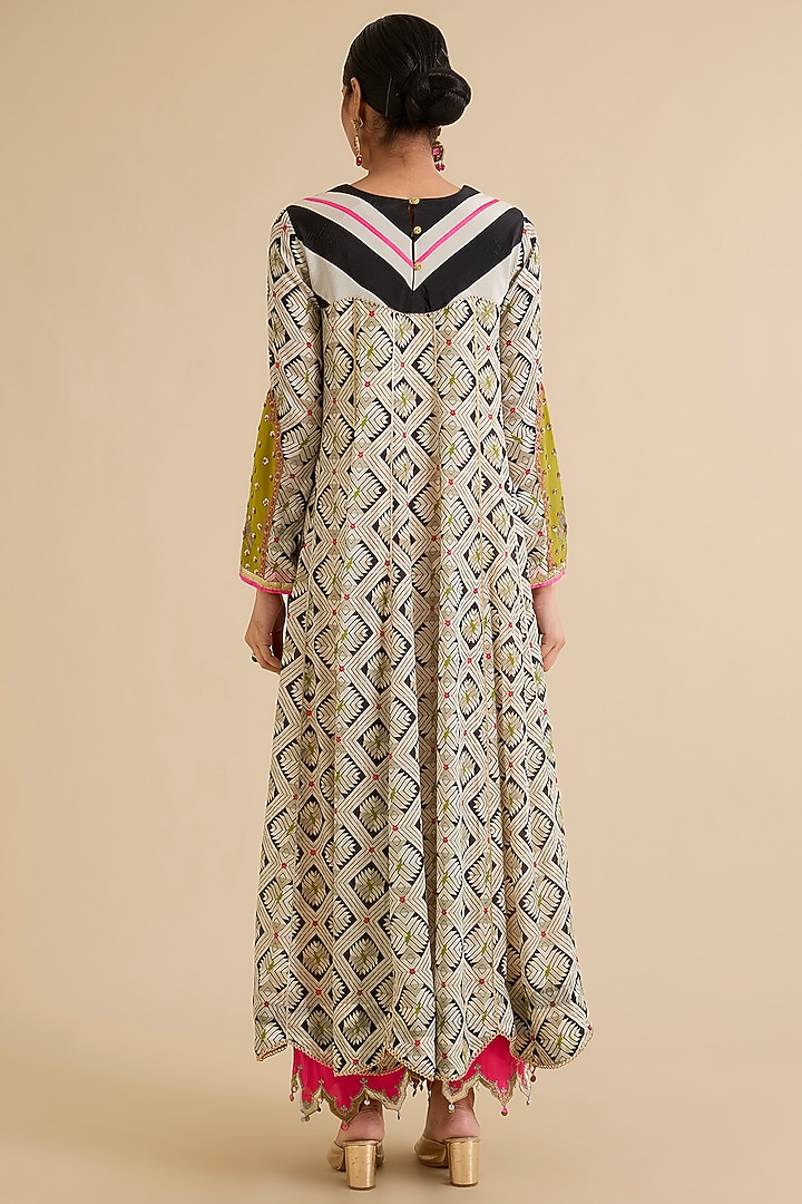 Multi-Colored Crepe Printed Box-Pleated Kurta Set by Raji ramniq at Pernia's Pop Up Shop