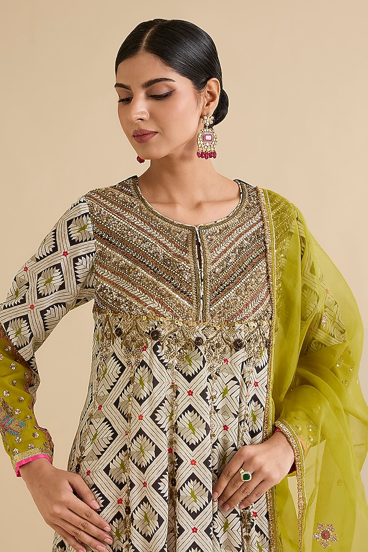 Multi-Colored Crepe Printed Box-Pleated Kurta Set by Raji ramniq at Pernia's Pop Up Shop