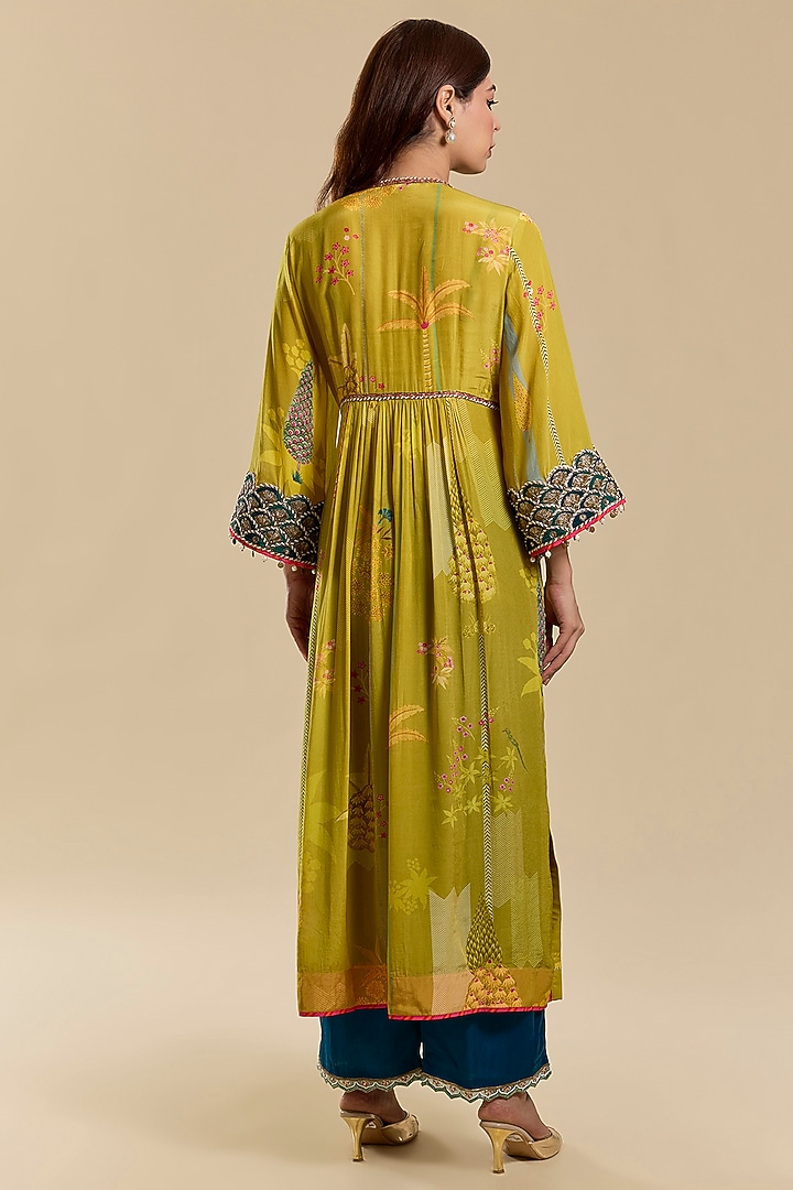 Lime Green Crepe Hand Embroidered Kurta Set by Raji Ramniq at Pernia's Pop Up Shop