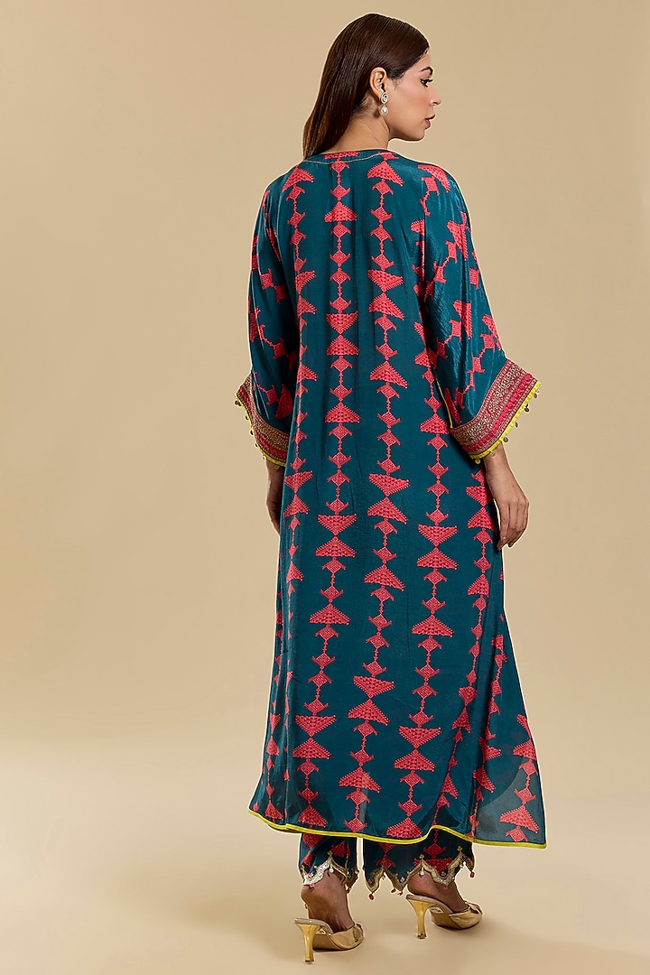 Blue Crepe Printed Kurta Set by Raji Ramniq at Pernia's Pop Up Shop