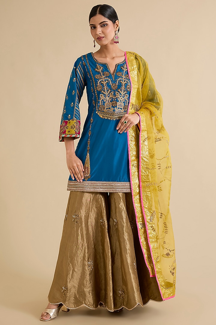 Blue Silk Hand Embroidered Short Kurta Set by Raji ramniq at Pernia's Pop Up Shop