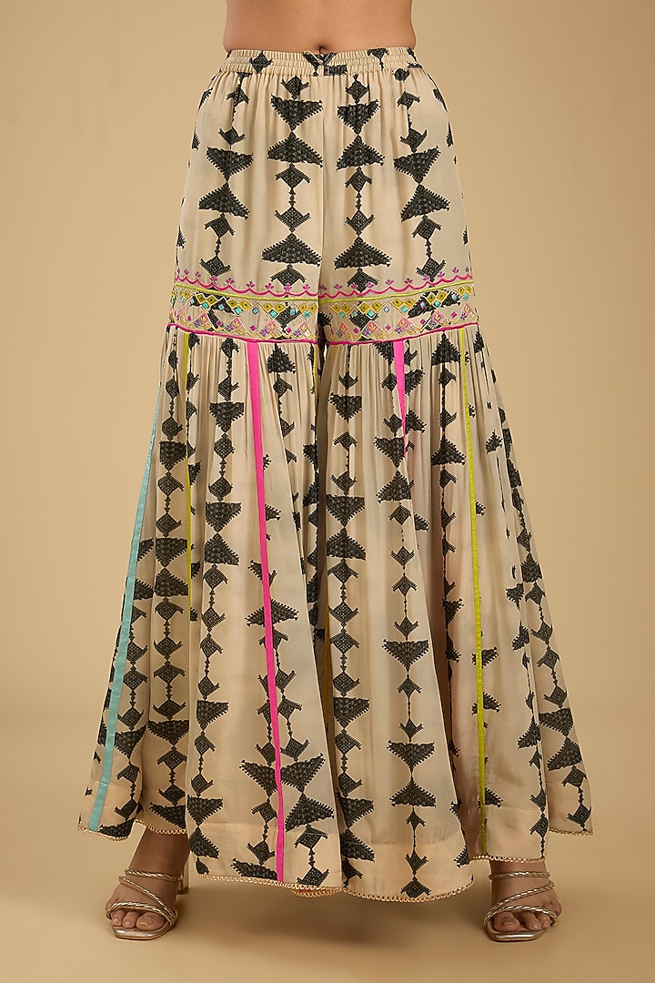 Ivory Crepe Printed & Embroidered Kurta Set by Raji ramniq at Pernia's Pop Up Shop