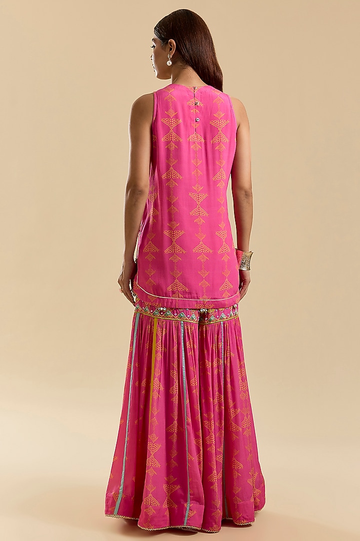 Hot Pink Crepe Printed Gharara Set by Raji Ramniq at Pernia's Pop Up Shop