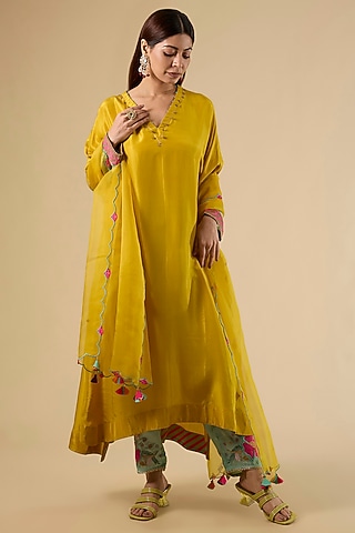 Yellow Modal Satin Hand Embroidered Striped Kaftan Set by Raji Ramniq