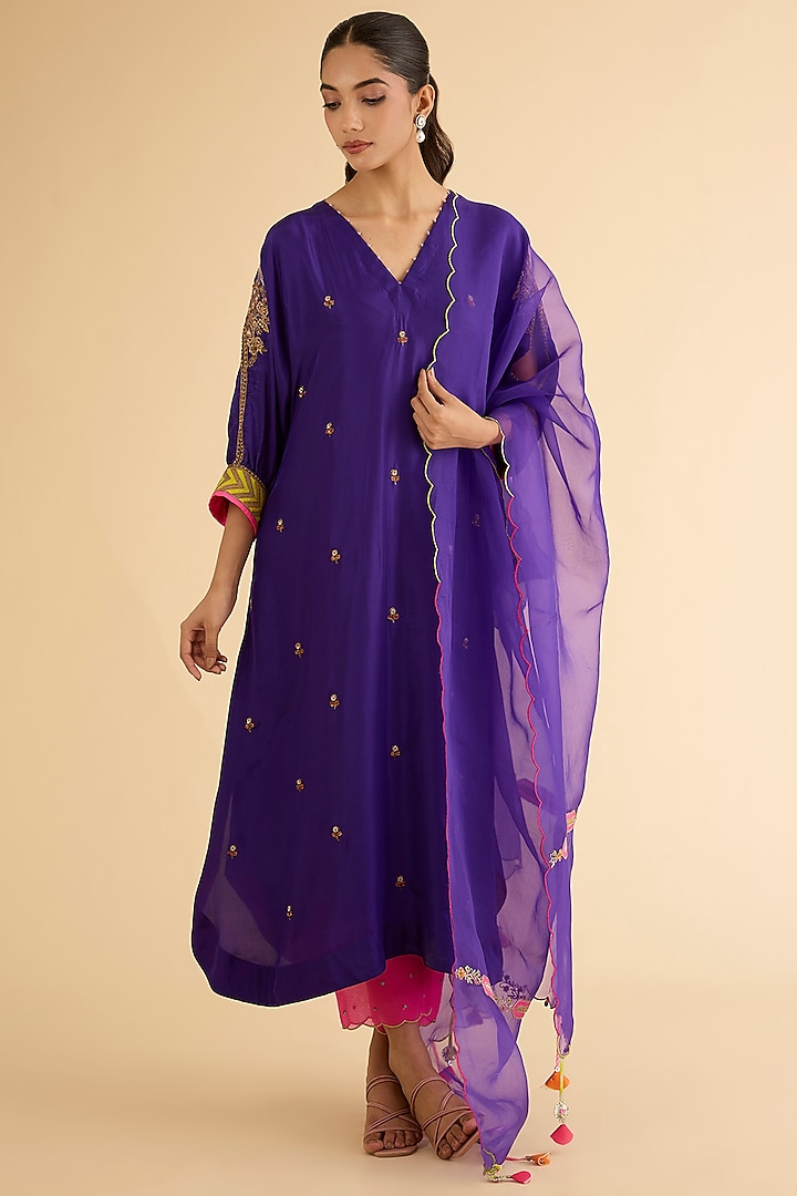 Purple Silk & Modal Satin Hand Embroidered Kaftan Kurta Set by Raji ramniq at Pernia's Pop Up Shop