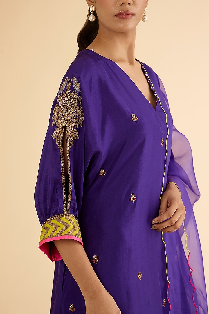 Purple Silk & Modal Satin Hand Embroidered Kaftan Kurta Set by Raji ramniq at Pernia's Pop Up Shop