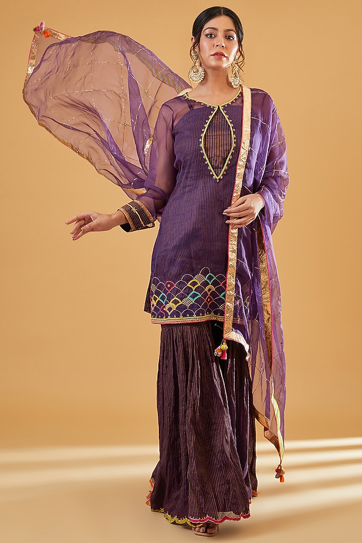 Purple Organza Hand Embroidered Kurta Set by Raji Ramniq at Pernia's Pop Up Shop