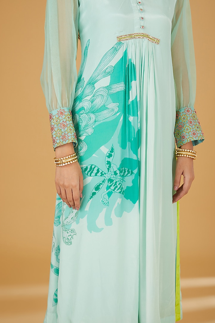 Sea Green Crepe Hand Embroidered Kurta Set by Raji ramniq at Pernia's Pop Up Shop