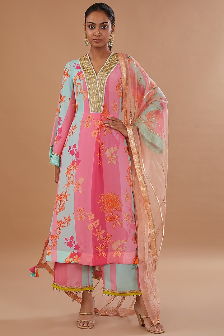 Hot Pink Crepe Printed & Embroidered Kurta Set by Raji ramniq at Pernia's Pop Up Shop