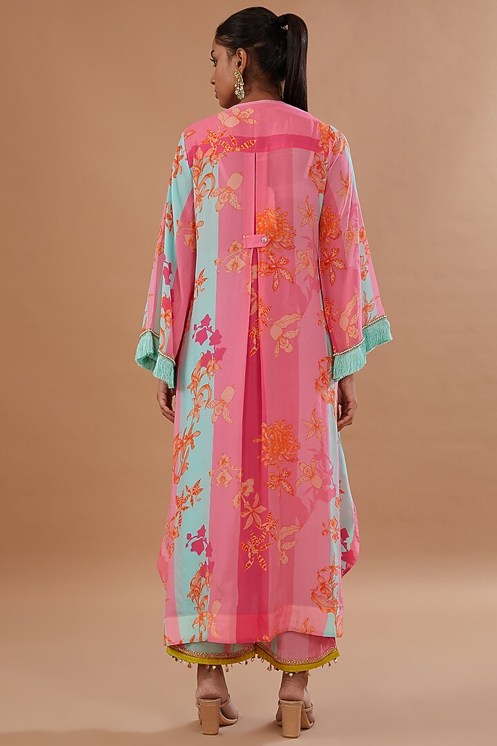 Hot Pink Crepe Printed & Embroidered Kurta Set by Raji ramniq at Pernia's Pop Up Shop