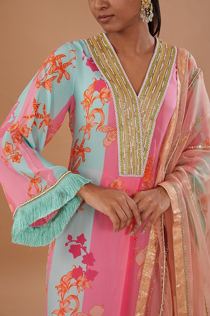 Hot Pink Crepe Printed & Embroidered Kurta Set by Raji ramniq at Pernia's Pop Up Shop