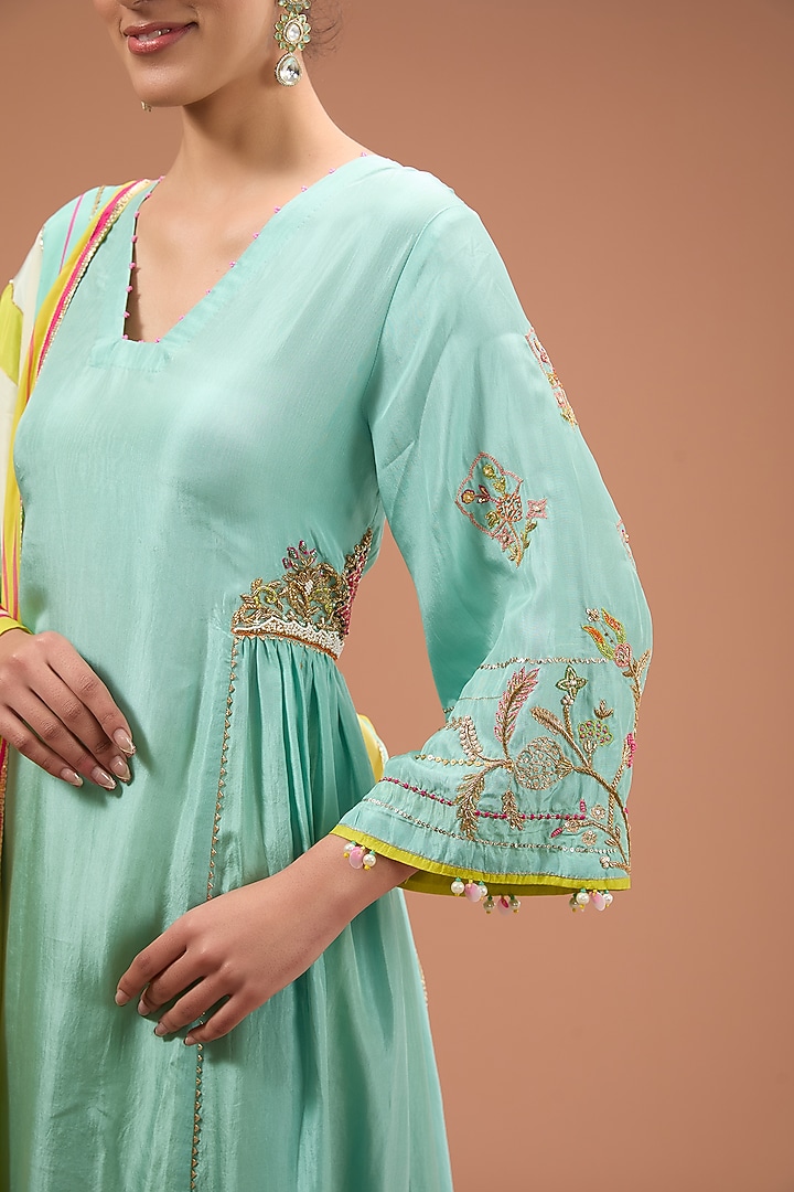 Sea Green Silk Hand Embroidered Kurta Set by Raji Ramniq at Pernia's Pop Up Shop