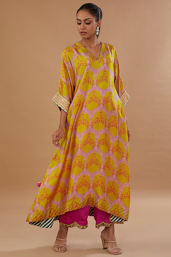 Yellow Silk Printed & Hand Embroidered Kaftaan Kurta Set by Raji ramniq
