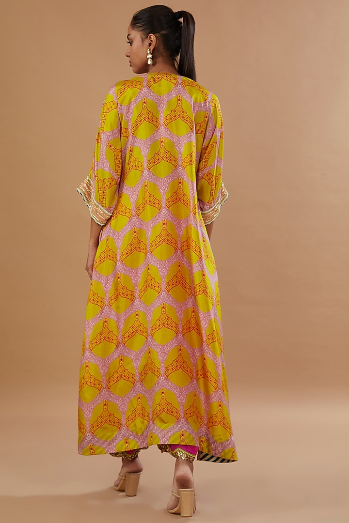 Yellow Silk Printed & Hand Embroidered Kaftaan Kurta Set by Raji ramniq at Pernia's Pop Up Shop