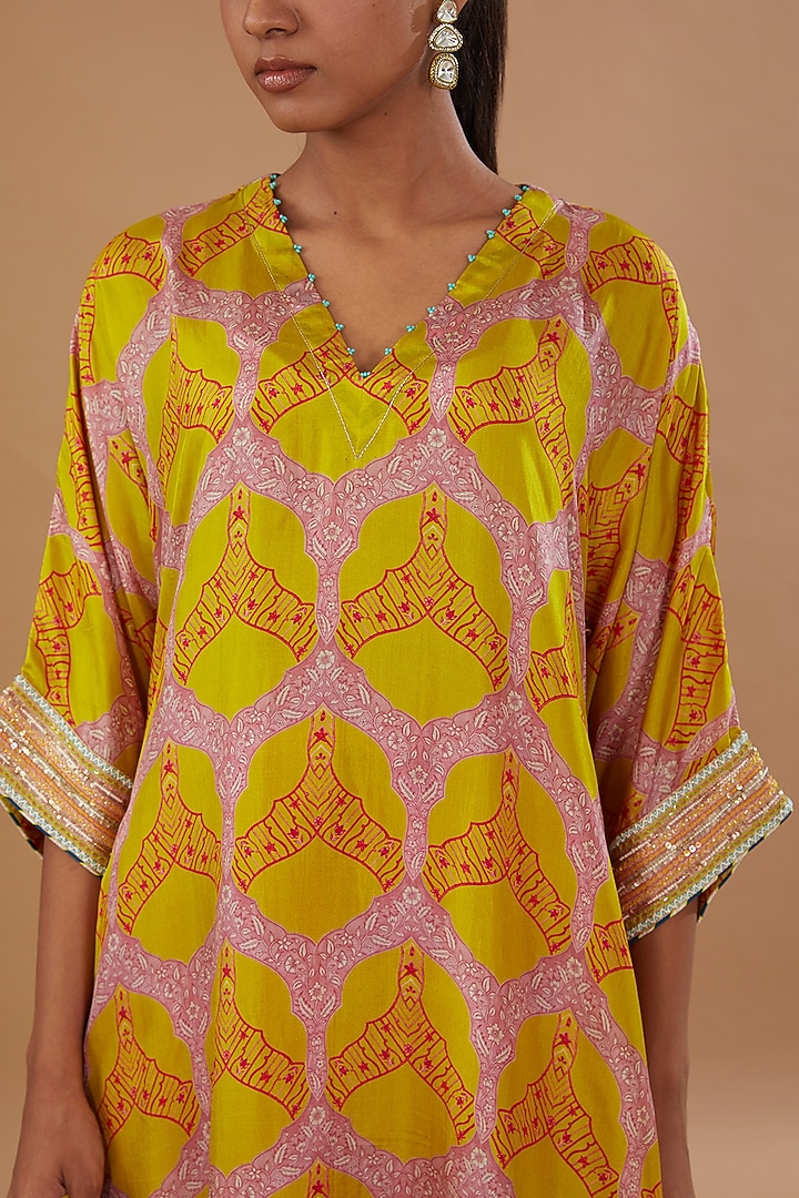 Yellow Silk Printed & Hand Embroidered Kaftaan Kurta Set by Raji ramniq at Pernia's Pop Up Shop