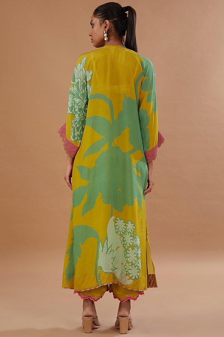 Lime Yellow Crepe Embroidered Kaftaan Kurta Set by Raji ramniq at Pernia's Pop Up Shop