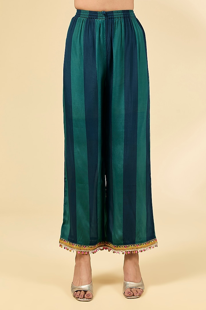 Teal Crepe Shadow Printed & Hand Embroidered Kurta Set by Raji ramniq at Pernia's Pop Up Shop