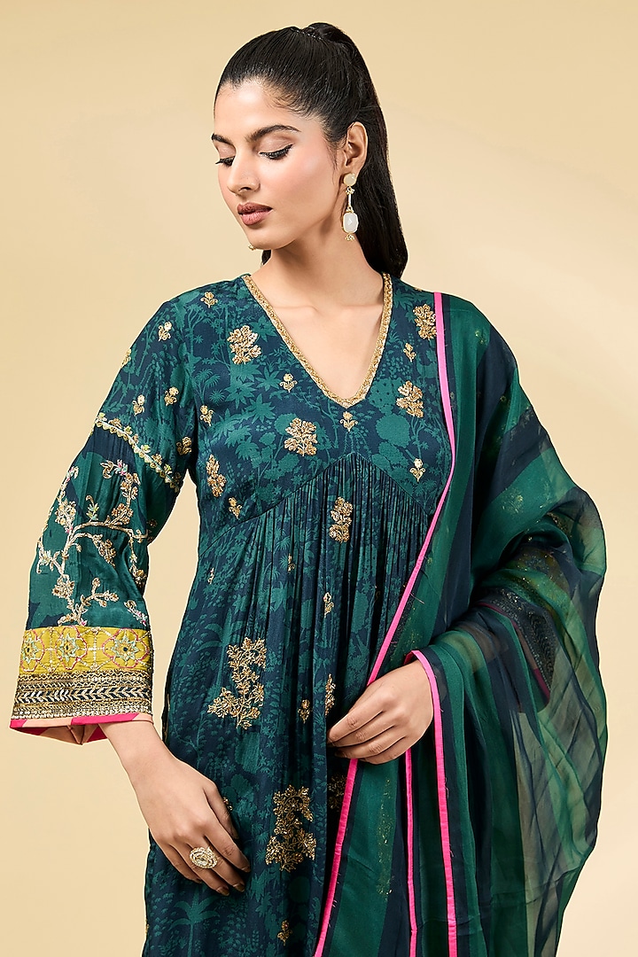 Teal Crepe Shadow Printed & Hand Embroidered Kurta Set by Raji ramniq at Pernia's Pop Up Shop