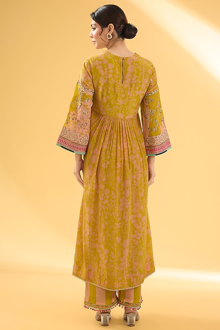 Yellow Crepe Printed & Embroidered Kurta Set by Raji ramniq at Pernia's Pop Up Shop
