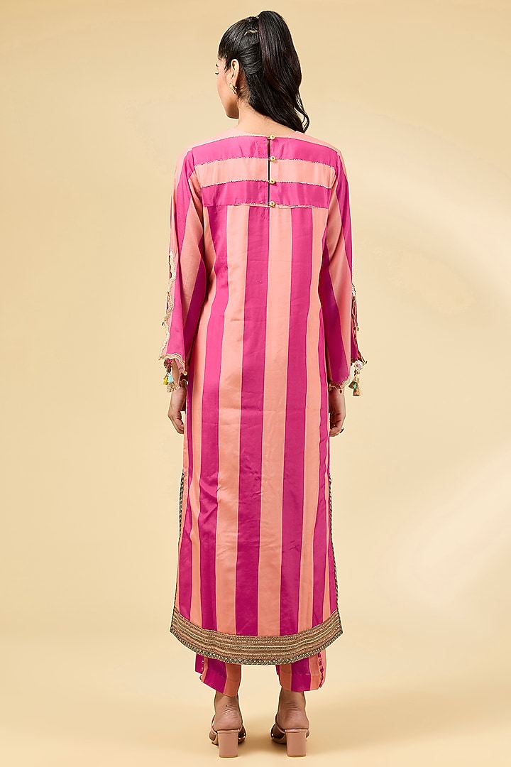 Pink & Nude Pink Crepe Striped Printed Kurta Set by Raji ramniq at Pernia's Pop Up Shop