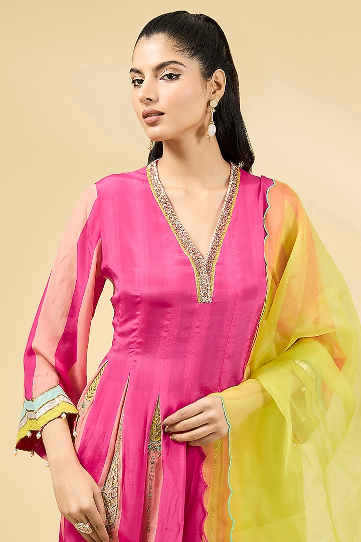 Pink Crepe Striped Printed & Embroidered A-Line Pintucked Kurta Set by Raji ramniq at Pernia's Pop Up Shop