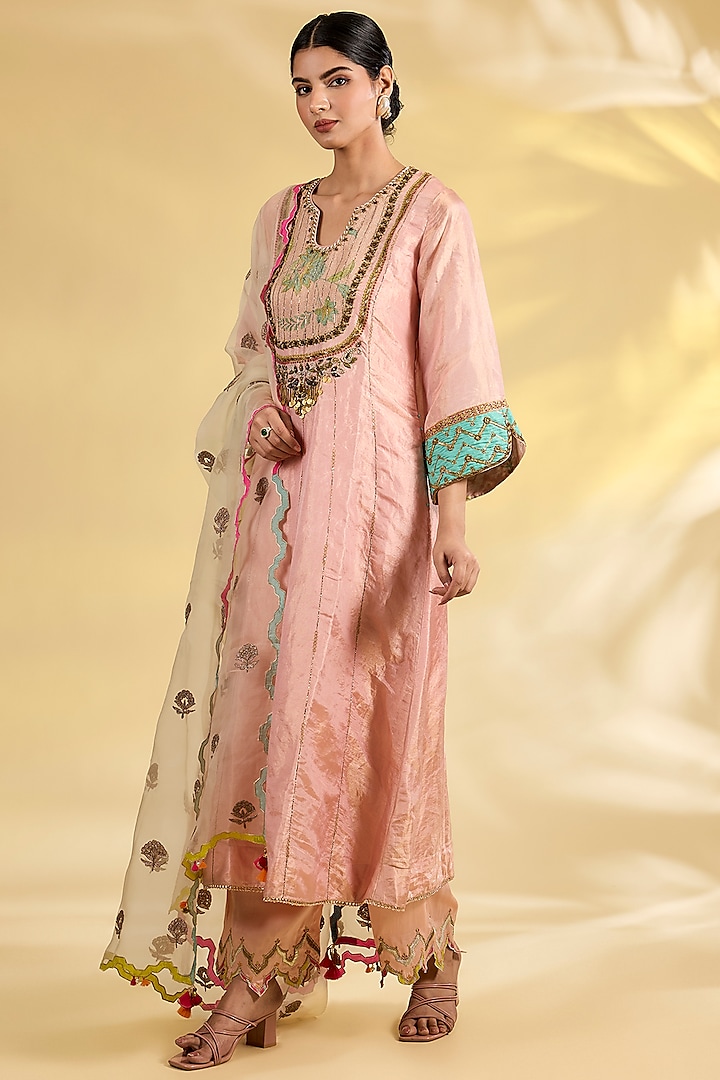 Pink Tissue Silk Hand Embroidered Kurta Set by Raji Ramniq at Pernia's Pop Up Shop