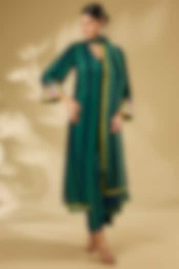 Teal Green Crepe & Organza Hand Embroidered Striped Kurta Set by Raji ramniq at Pernia's Pop Up Shop