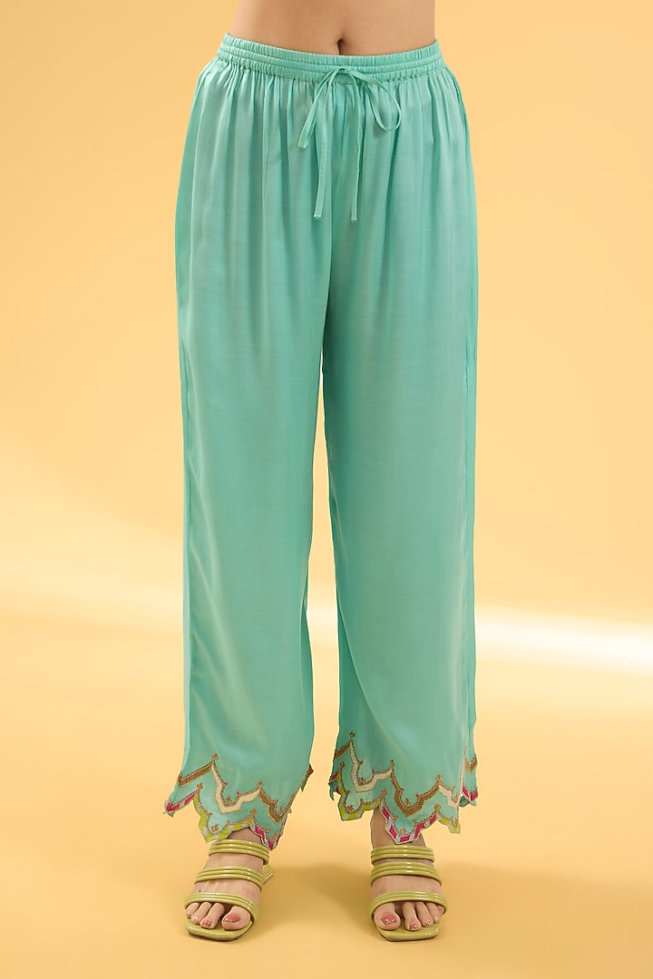 Powder Blue Chanderi Floral & Applique Embroidered Kurta Set by Raji ramniq at Pernia's Pop Up Shop