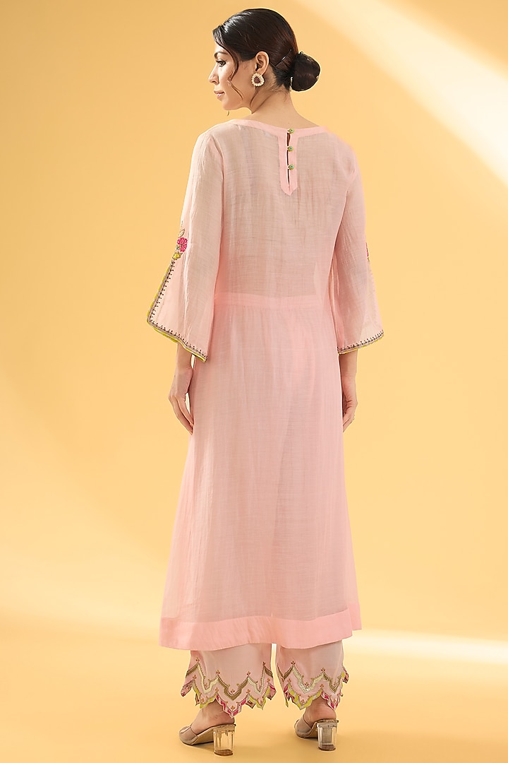 Nude Pink Chanderi Floral & Applique Embroidered Kurta Set by Raji ramniq at Pernia's Pop Up Shop