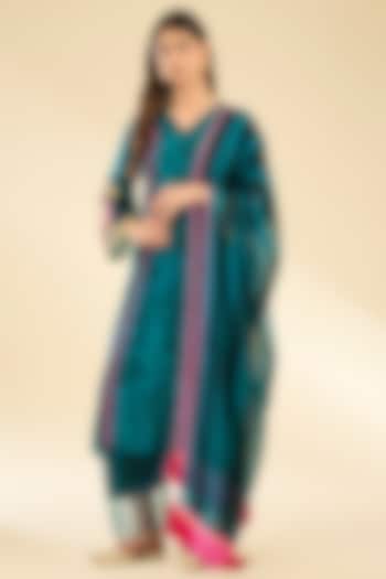 Blue Crepe & Organza Floral Printed Kurta Set by Raji ramniq at Pernia's Pop Up Shop