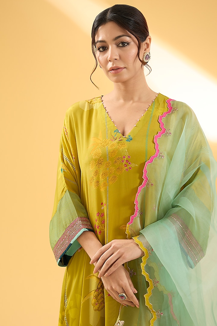 Lime Yellow Crepe & Organza Printed Kurta Set by Raji ramniq at Pernia's Pop Up Shop