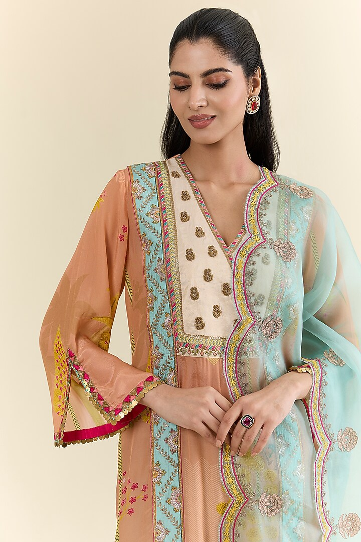 Peach Crepe & Modal Satin Hand Embroidered Kurta Set by Raji ramniq at Pernia's Pop Up Shop
