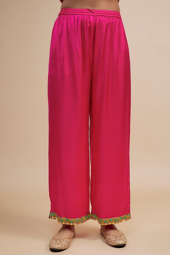 Hot Pink & Red Crepe Digital Printed Kurta Set by Raji ramniq at Pernia's Pop Up Shop