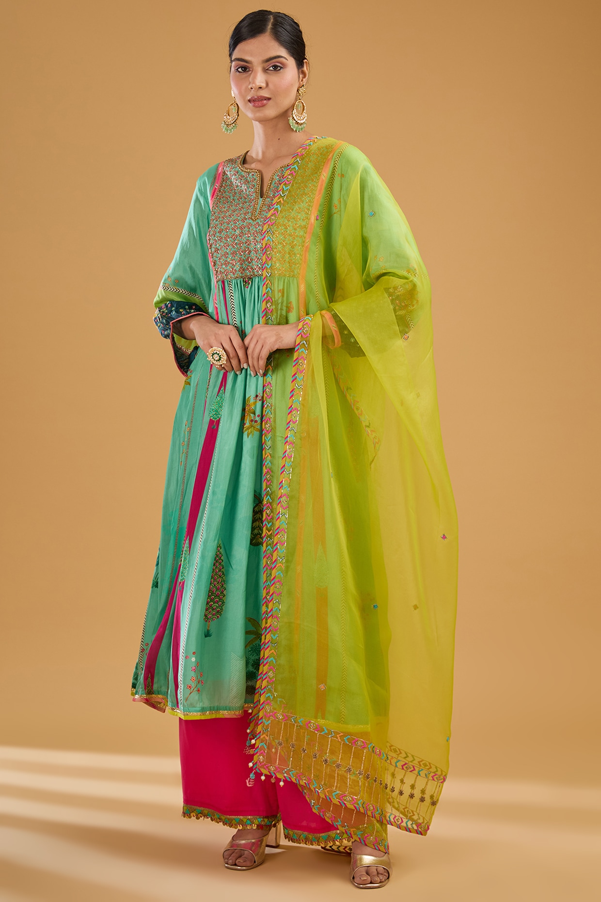 Buy Gold Kurta And Pant Pure Banarasi Tissue Silk Surasa Set With Dupatta  For Women by Taisha Online at Aza Fashions.