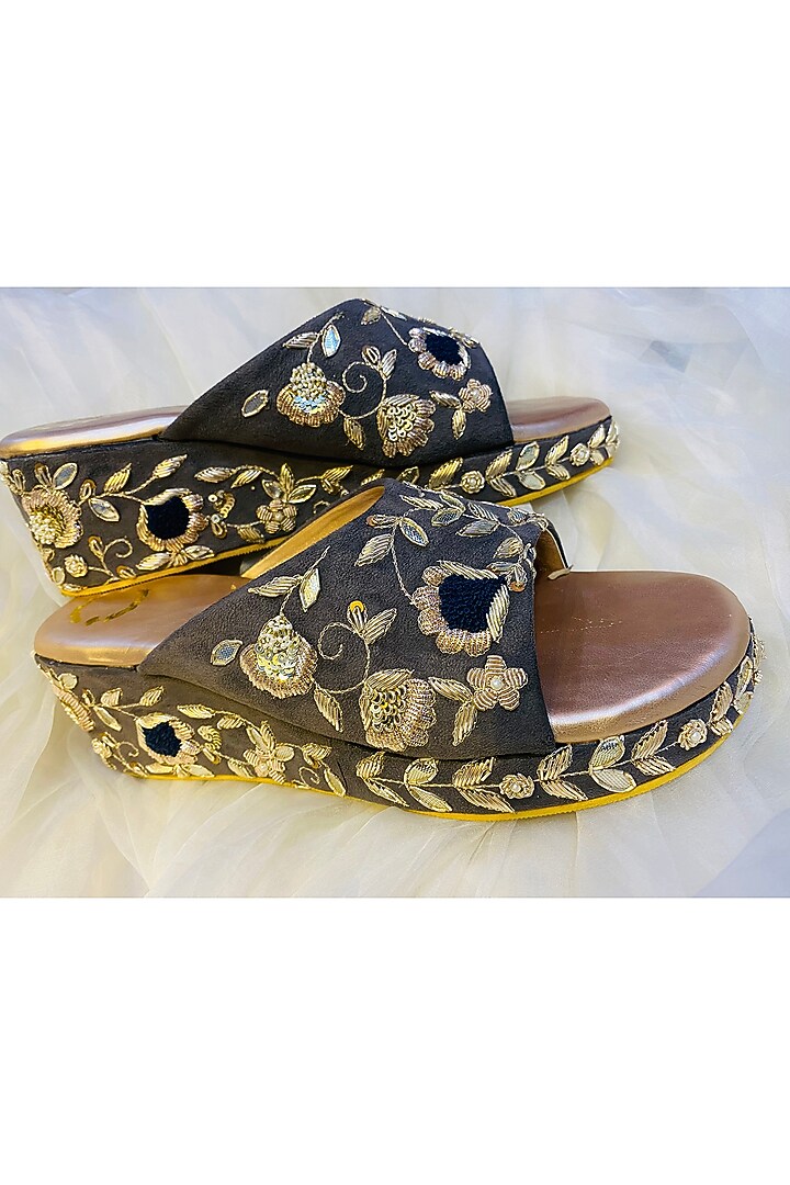 Grey Hand Embroidered Wedges by Rajasthani Stuff at Pernia's Pop Up Shop