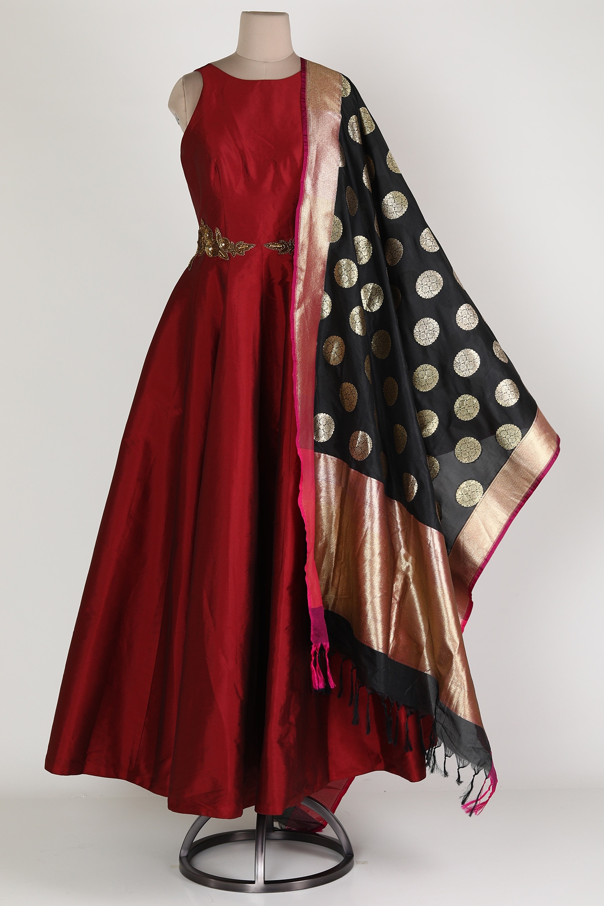 maroon gown with dupatta