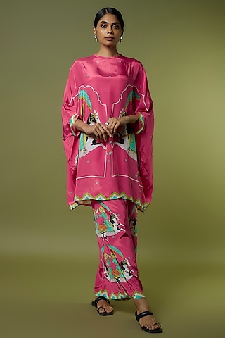 Fuchsia Crepe Kaftan Set by Rajat tangri 