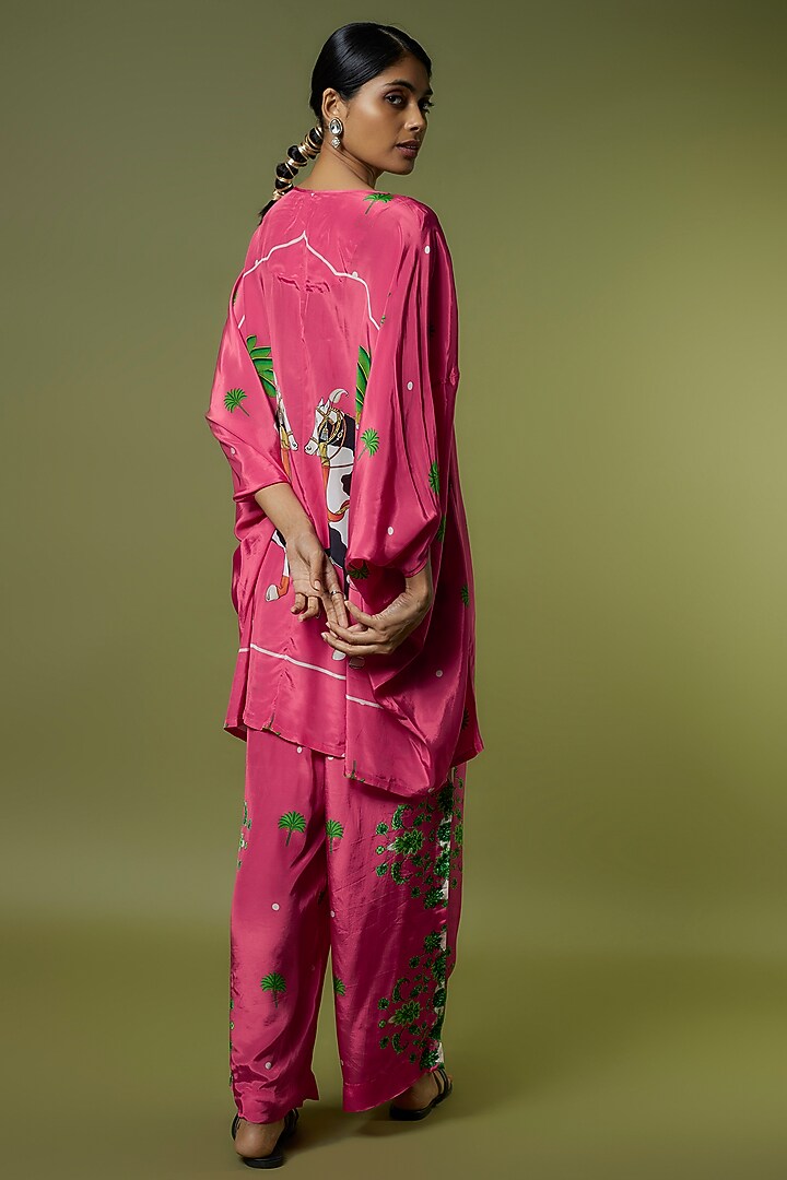 Fuchsia Crepe Kaftan Set by Rajat tangri at Pernia's Pop Up Shop