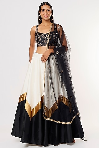 White & Black Printed Lehenga Set by Rajat tangri 