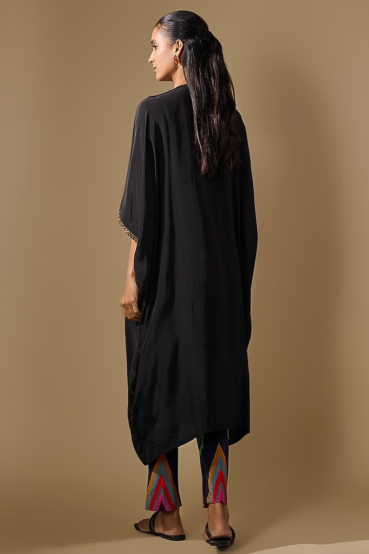 Black Crepe Embroidered Kaftan Kurta Set by Rajat tangri at Pernia's Pop Up Shop
