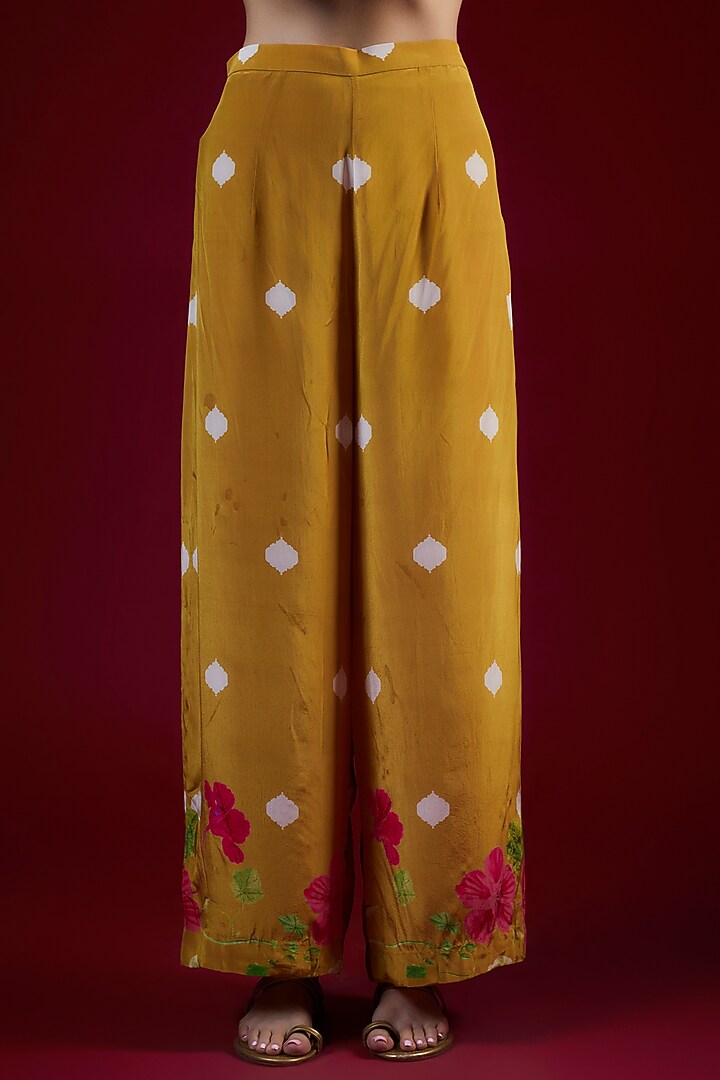 Mustard Crepe Kaftan Set by Rajat tangri at Pernia's Pop Up Shop
