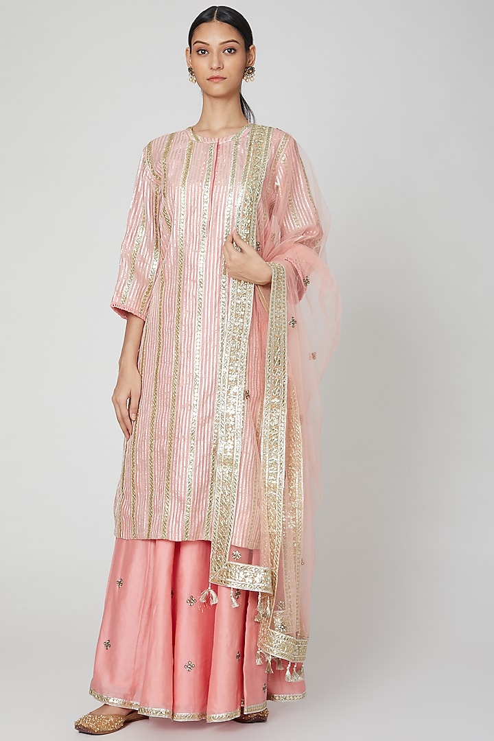 Blush Pink Embroidered Kurta Set by Rajat tangri 