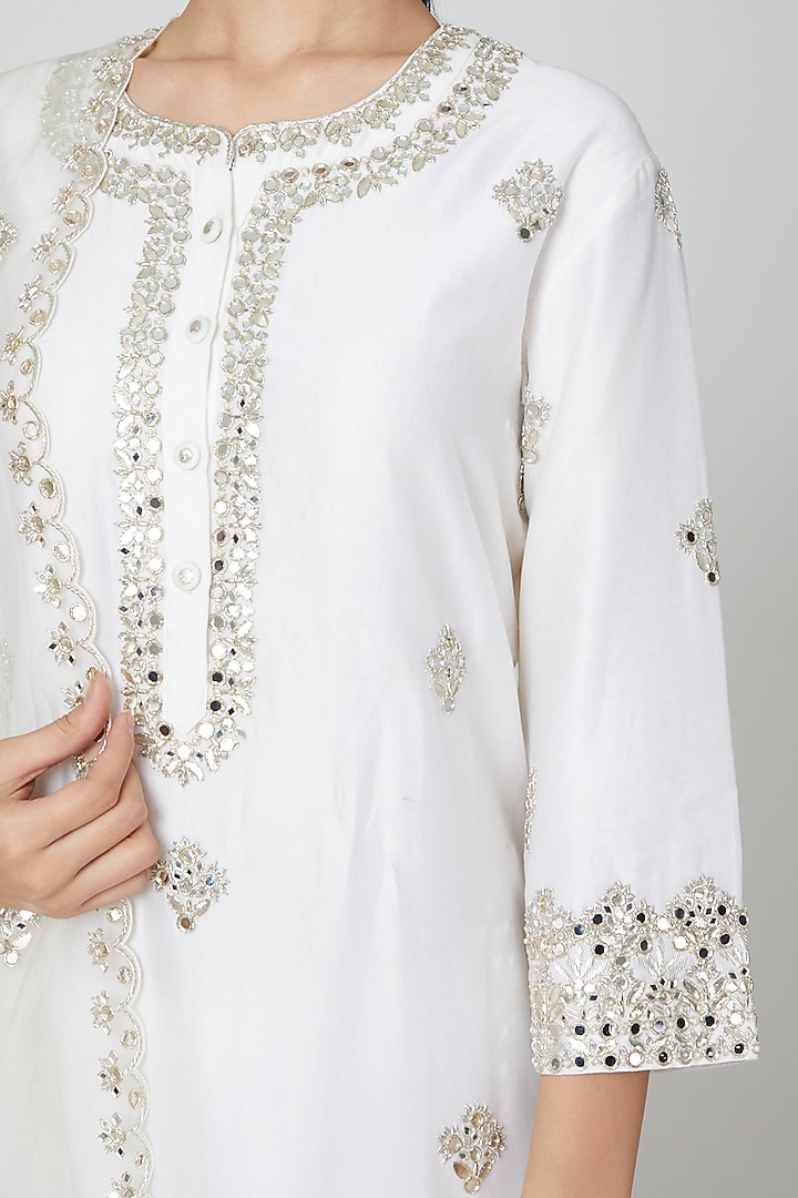 White Gota Embroidered Kurta Set by Rajat tangri at Pernia's Pop Up Shop