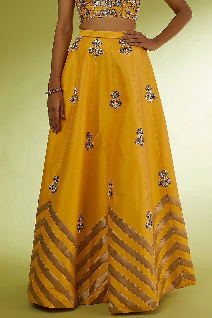 Yellow Taffeta & Net Wedding Lehenga Set by Rajat tangri at Pernia's Pop Up Shop