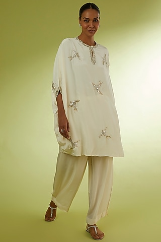 White Crepe Embroidered Kaftan Set by Rajat tangri