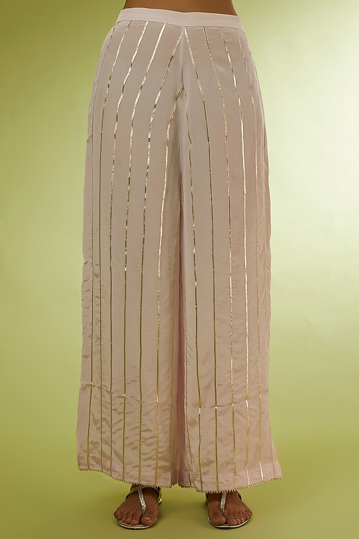 Lilac Crepe Embroidered Kaftan Set by Rajat tangri at Pernia's Pop Up Shop