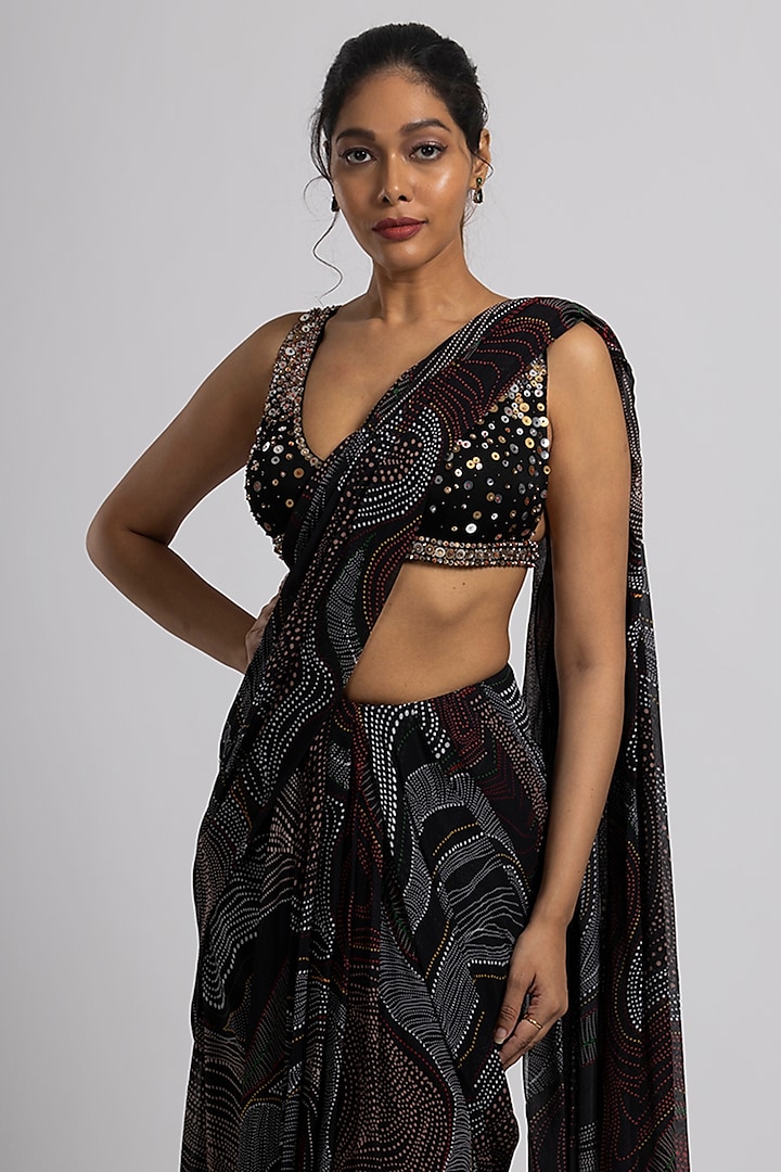 Black Georgette & Crepe Wedding Saree Set by Rajat tangri at Pernia's Pop Up Shop